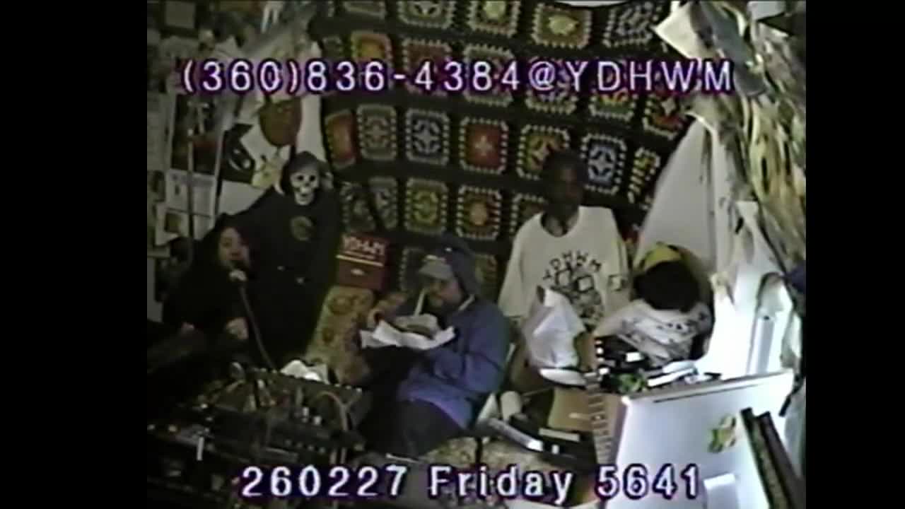 YDHWM 5641 Back to the BBQ